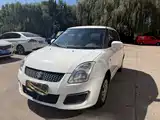 Photo 1 - Suzuki Swift