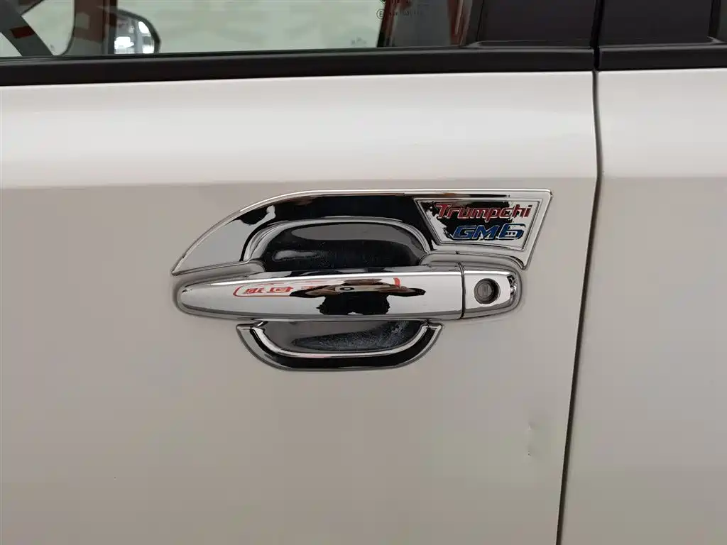 GAC Trumpchi Trumpchi M6 2021 270T DCT Luxury Edition (7-seater) фото 18