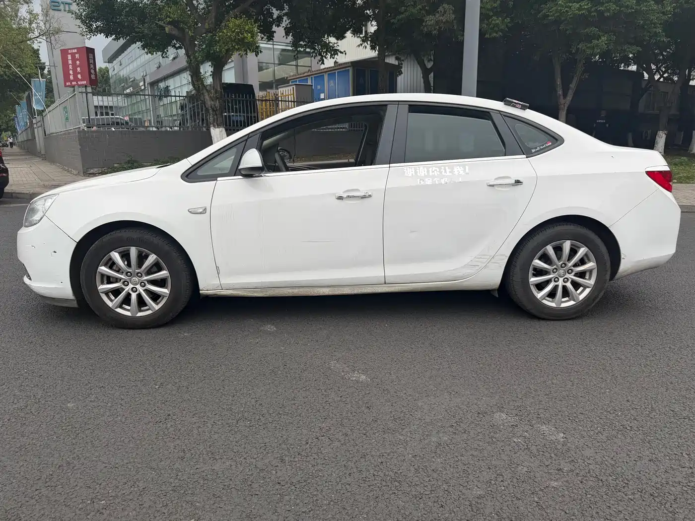 Buick Excelle 2013 GT 1.6L Automatic Fashion Edition фото 4