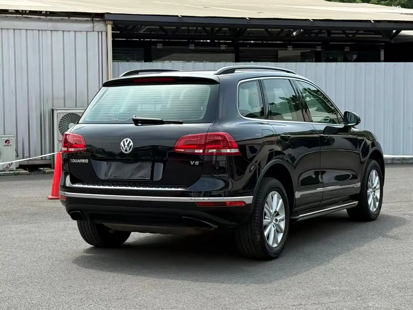 Volkswagen Touareg 2017 3.0TSI Explorer Edition фото 4