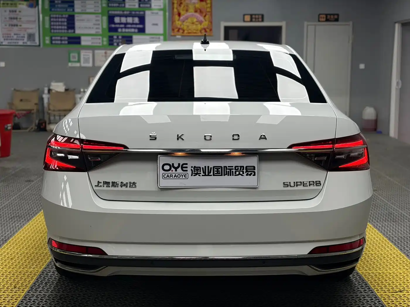 Škoda Superb 2023 2024 TSI280 DSG Premium Edition