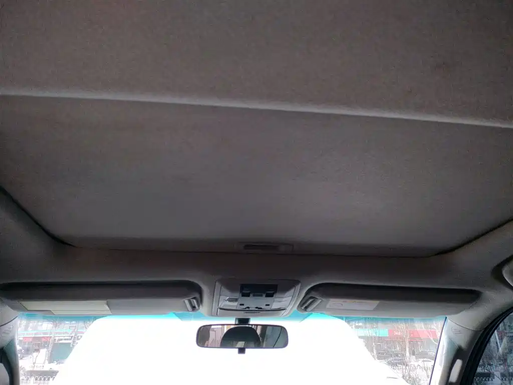Toyota Prado 2015 2.7L Automatic Standard фото 14