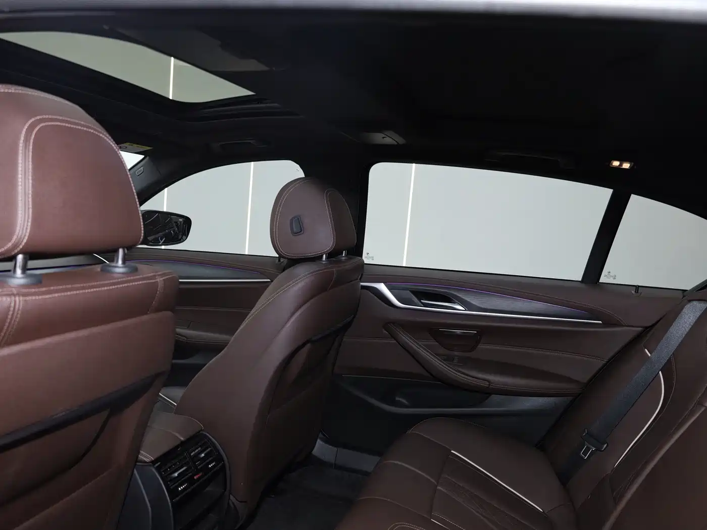 BMW 5 Series 2022 Model Second Facelift 530Li Leading M Sport Package фото 22