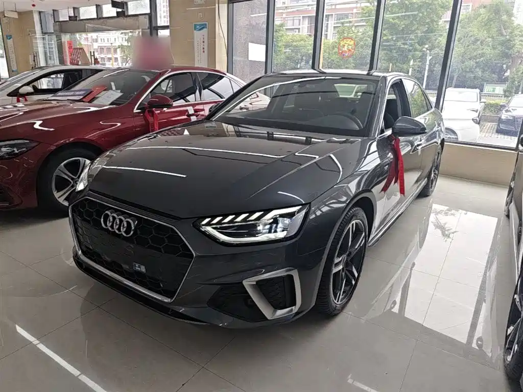 Audi A4L 2020 40 TFSI Fashion Dynamic Edition