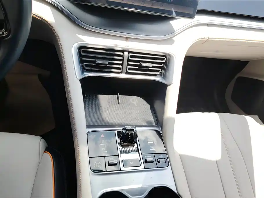BYD Song PLUS PHEV 2023 Champion Edition EV 520KM Premium фото 16
