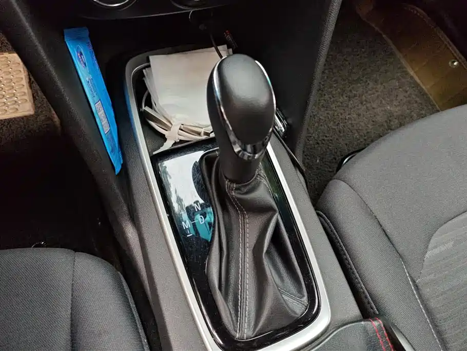 Chevrolet Cavalier 2016 1.5L Automatic Enjoyment Edition фото 16