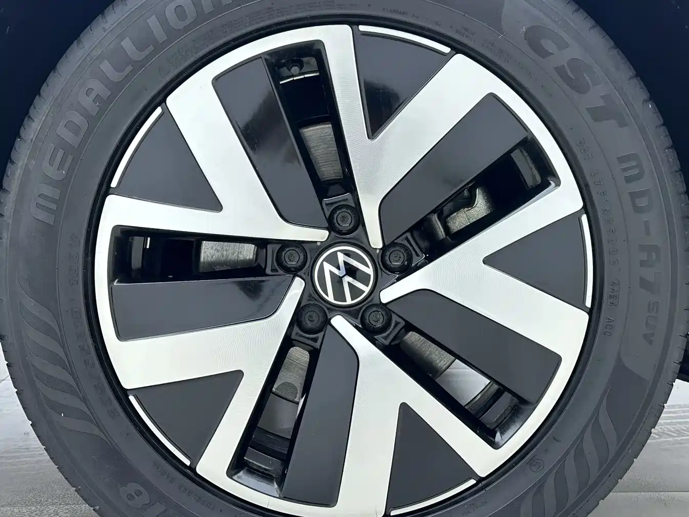 Volkswagen Tayron 2023 280TSI 2WD Luxury Plus Advanced Edition фото 20