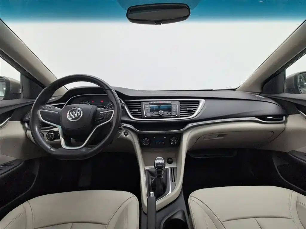 Buick Excelle 2019 15T Manual Elite Type China VI фото 5