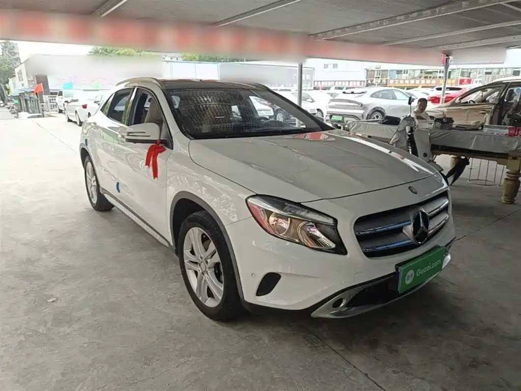 Mercedes-Benz GLA 2016 GLA 200 Fashion фото 4