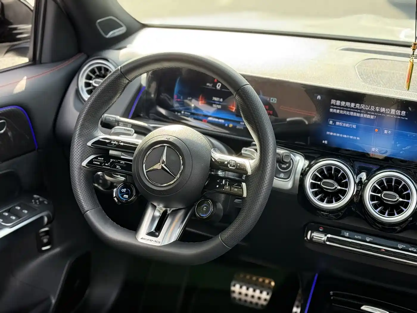 Mercedes-Benz GLB AMG 2024 AMG GLB 35 4MATIC фото 7