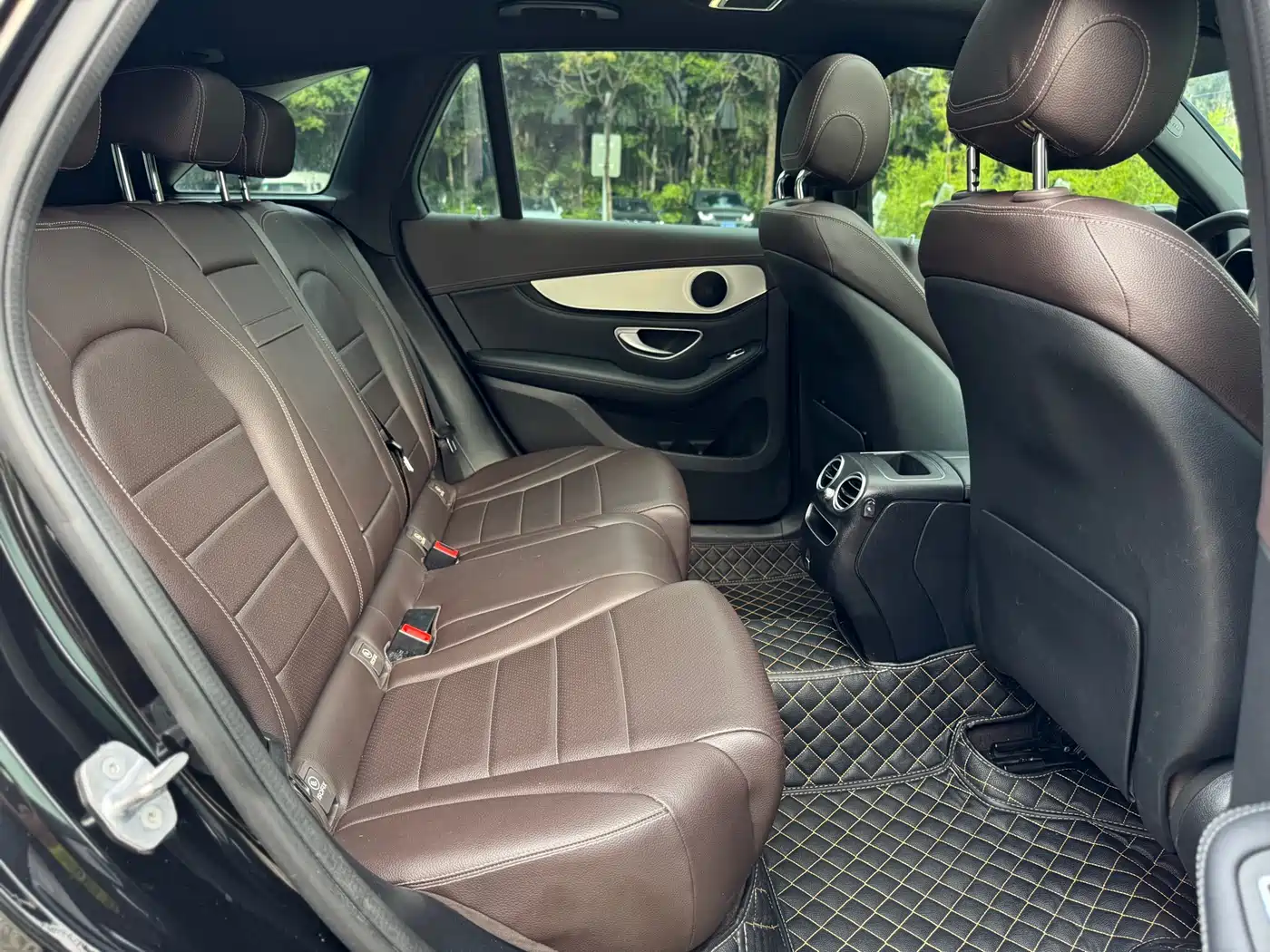 Mercedes-Benz GLC 2020 GLC 260 L 4MATIC Dynamic фото 12