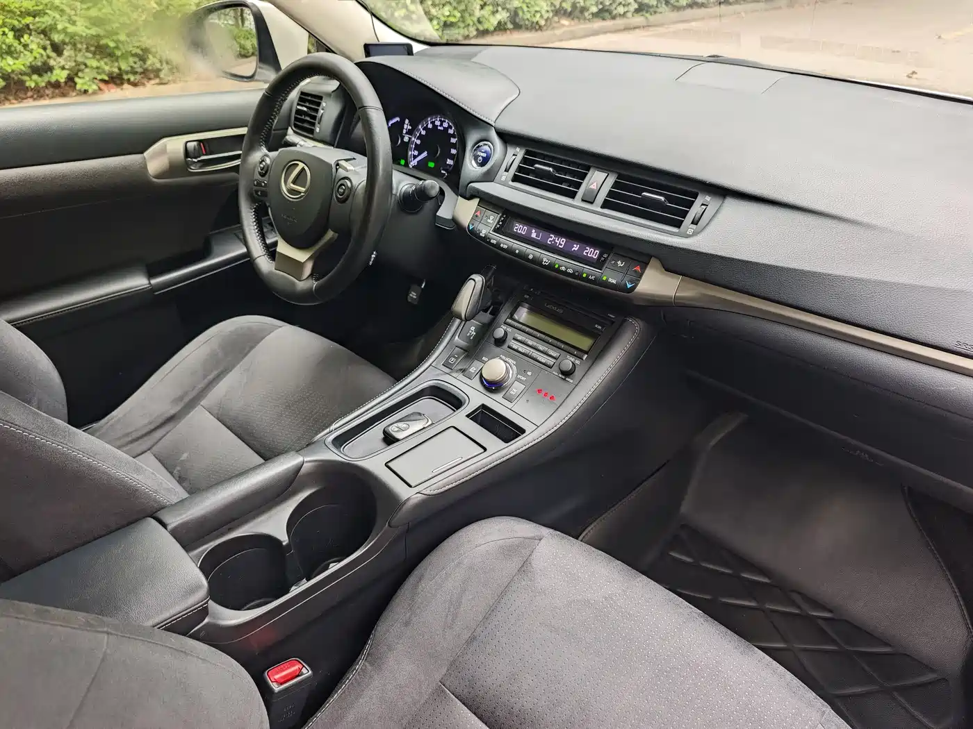 Lexus CT 2017 CT200h Elite Edition Monochrome China V фото 11