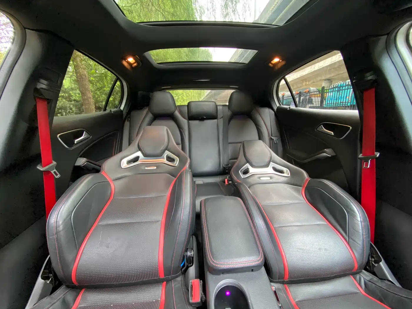 Mercedes-Benz GLA AMG 2017 AMG GLA 45 4MATIC фото 23