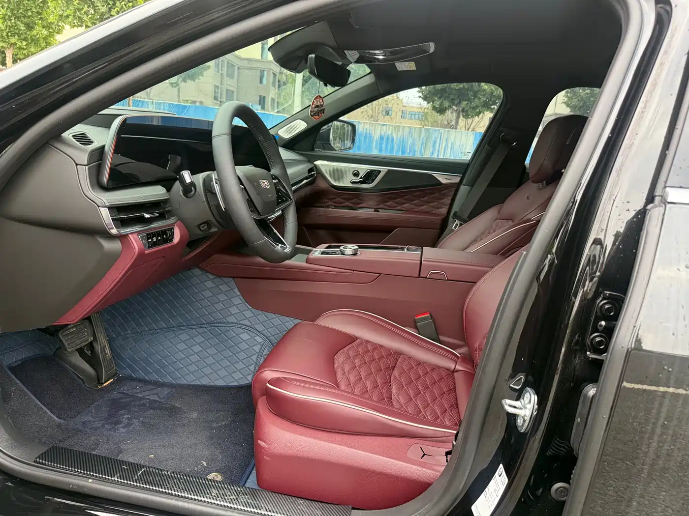 Cadillac CT6 2026 Model 28T Flagship Edition фото 4