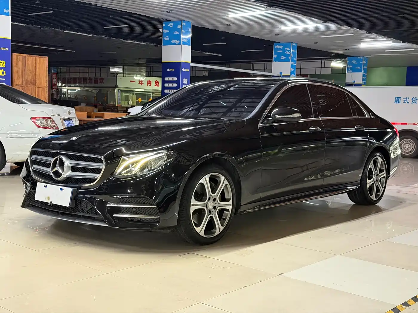 Mercedes-Benz E-Class 2017 E 300 L Sport Luxury фото 2