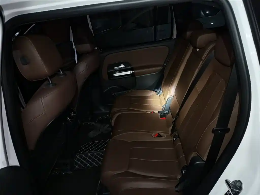 Mercedes-Benz GLB 2023 GLB 220 Style фото 15