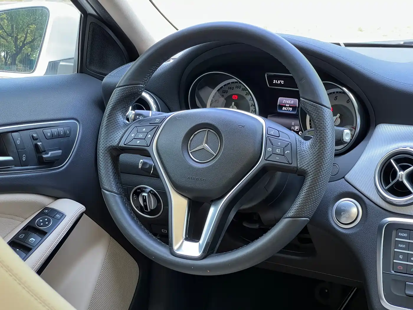 Mercedes-Benz GLA 2016 GLA 200 Fashion фото 22