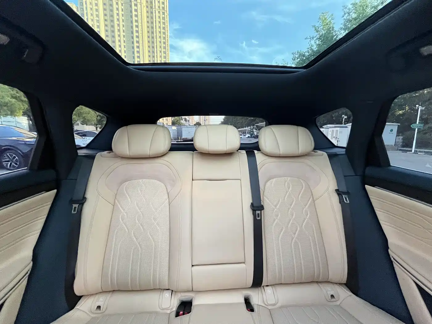 Voyah Auto VOYAH FREE 2024 Ultra Long Range Intelligent Driving Edition фото 15