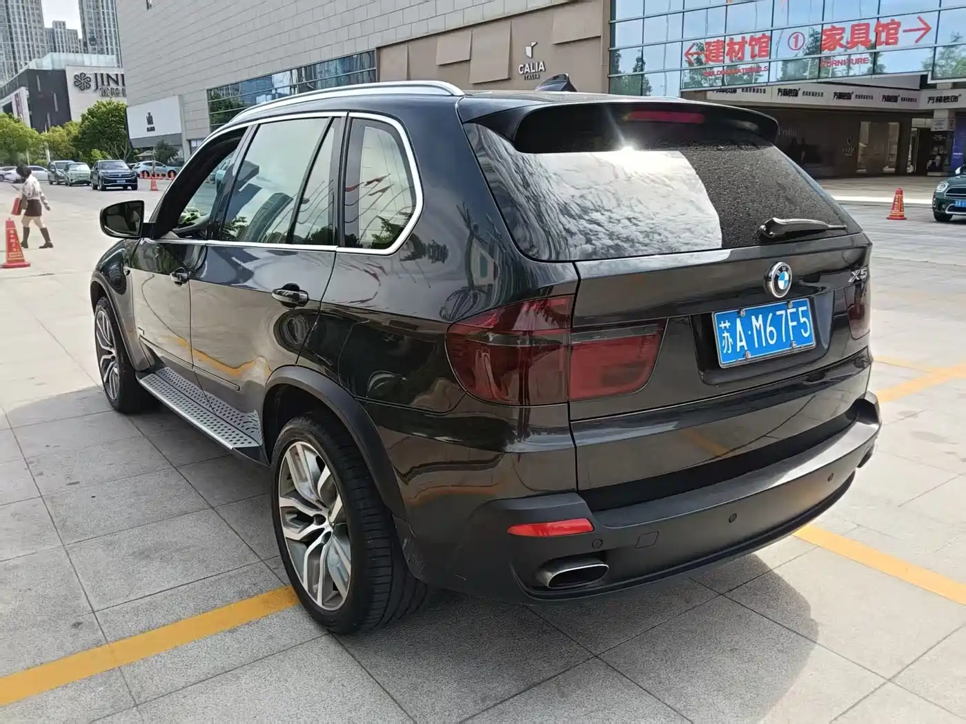 BMW X5 (Import) 2010 xDrive30i Luxury 10th Anniversary Edition фото 4