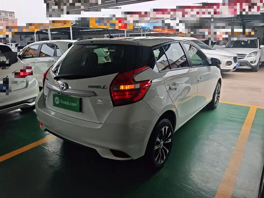 Toyota YARiS L Zhi Xuan 2016 Facelift 1.5E CVT Charming Edition фото 7