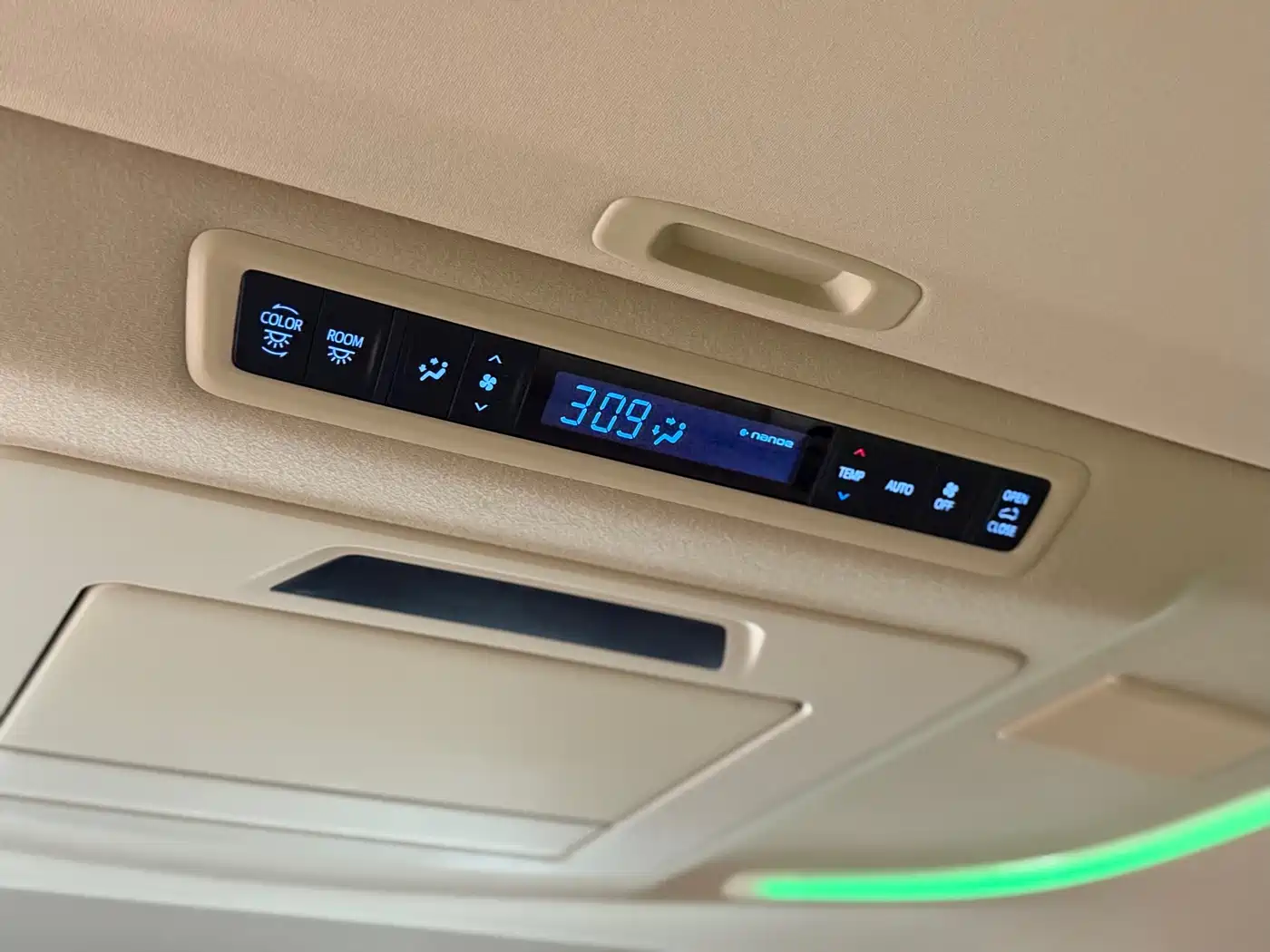 Toyota Vellfire 2021 Crown Hybrid 2.5L HV Supreme Edition фото 15