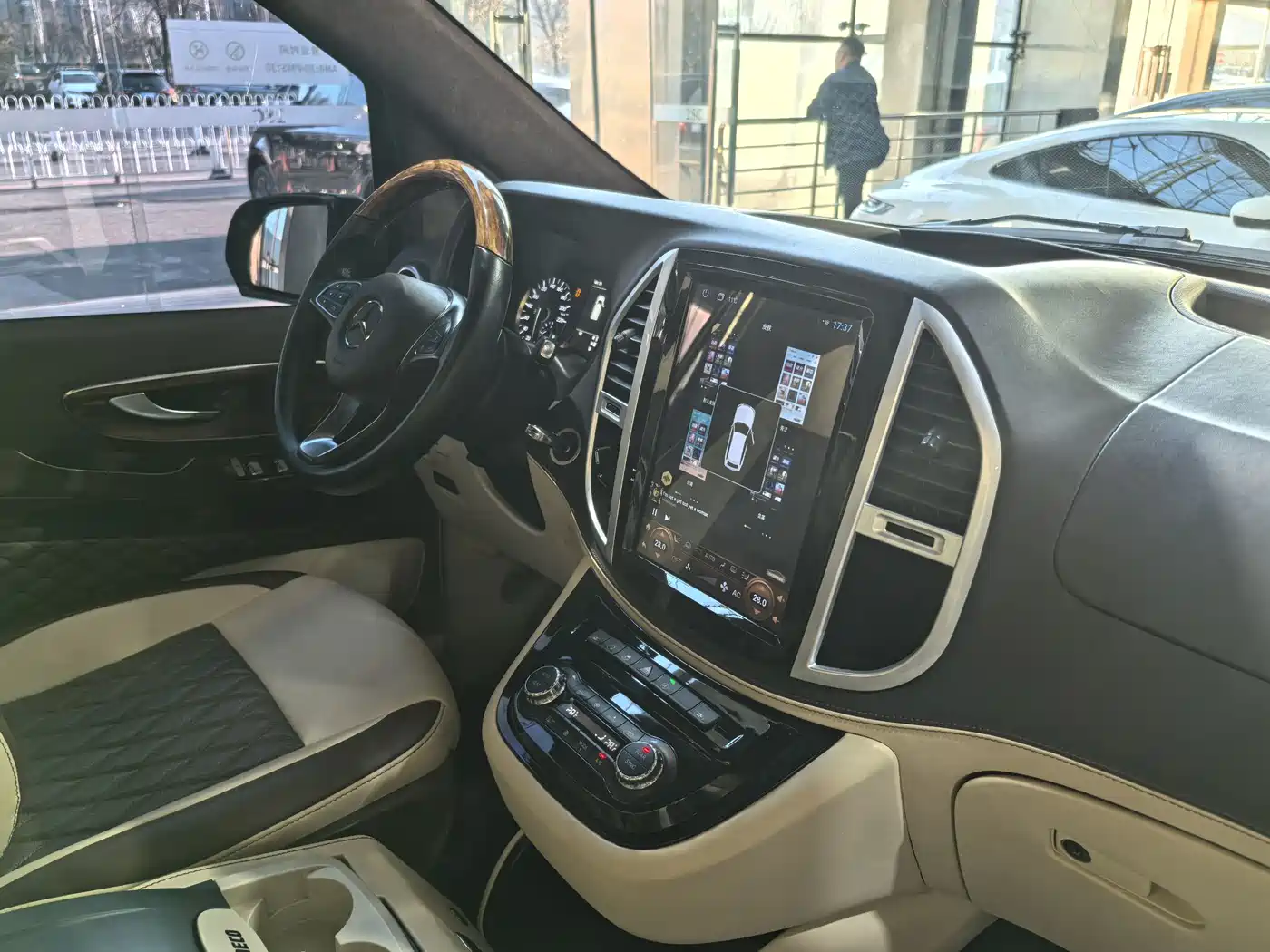 Mercedes-Benz Vito 2016 2.0T Business Edition фото 11