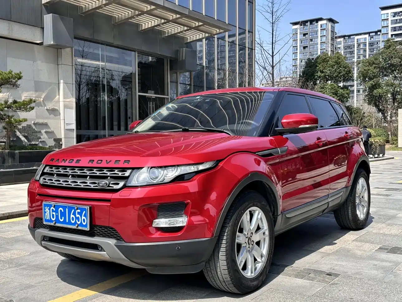 Land Rover Range Rover Evoque (Import) 2013 2.0T 5-door Premium Edition