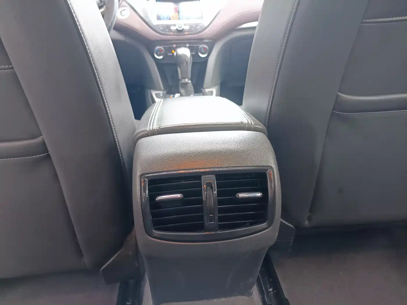 Chevrolet Malibu 2016 1.6T Automatic Luxury Edition фото 31
