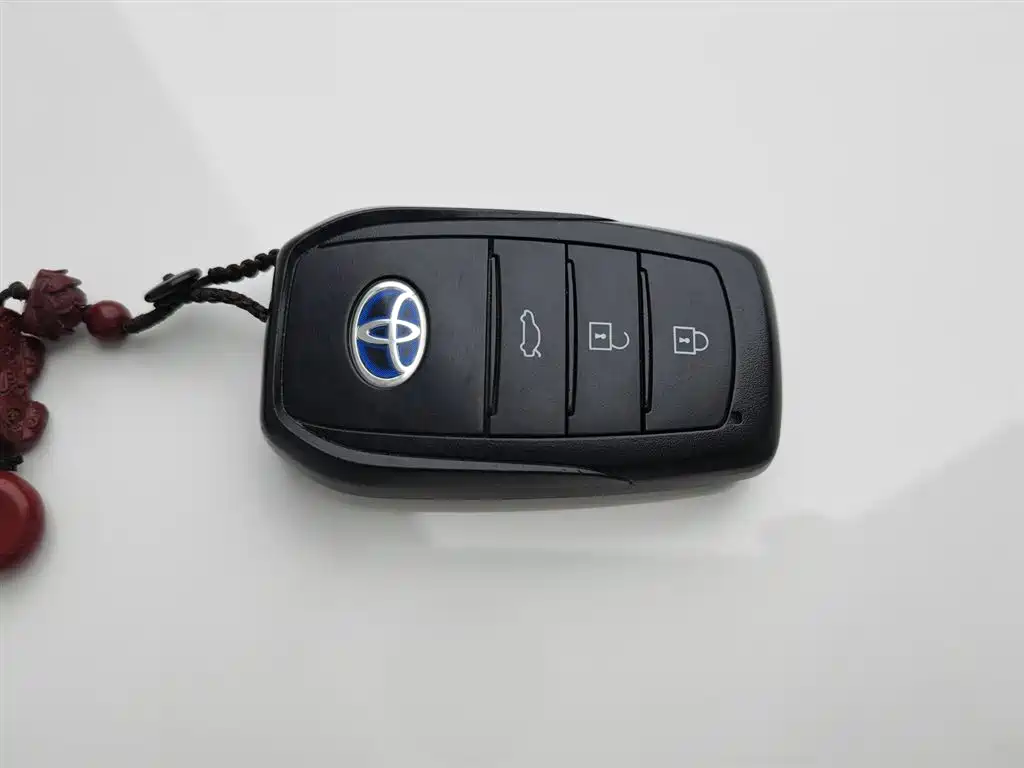 Toyota Corolla 2023 1.8L Smart Hybrid Dual Engine Pioneer Edition фото 19
