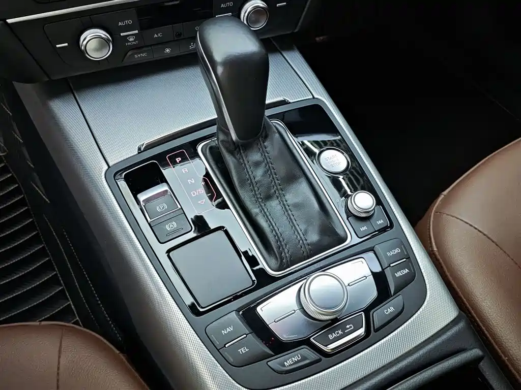 Audi A6L 2018 Model 35 TFSI Collector's Edition фото 8