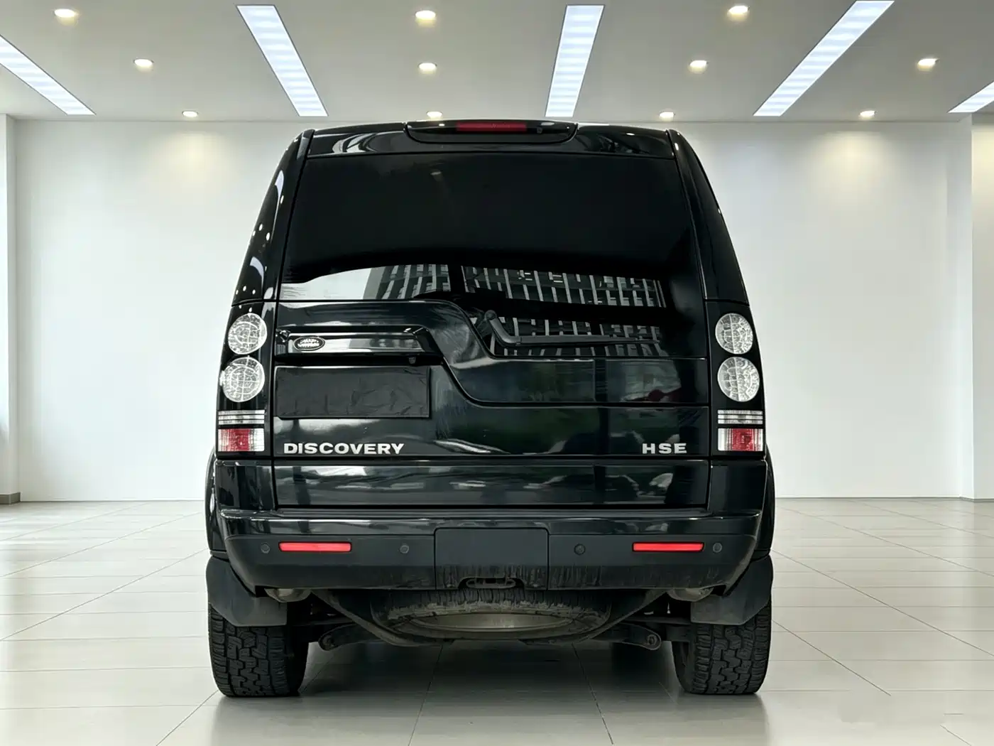 Land Rover Discovery 2015 3.0 SC V6 SE фото 6