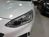 Фото 24 - Ford Focus