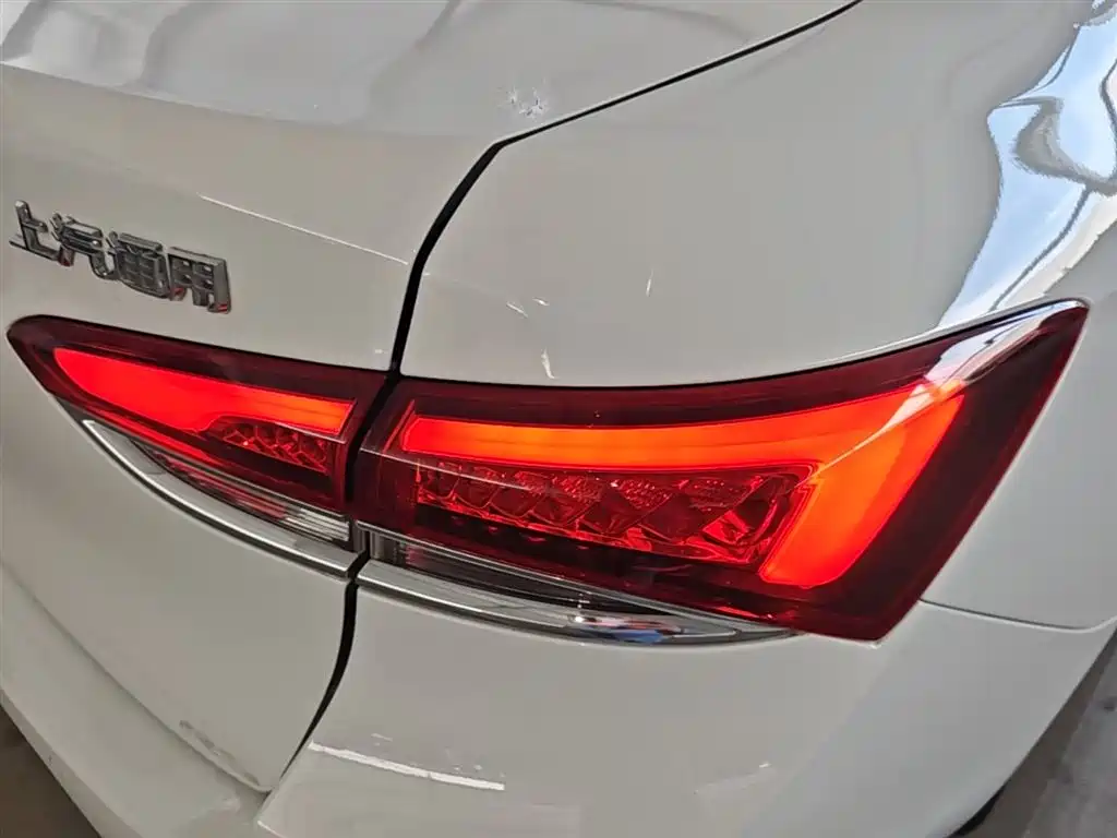 Buick Excelle 2019 18T Auto Connected Elite China VI фото 8