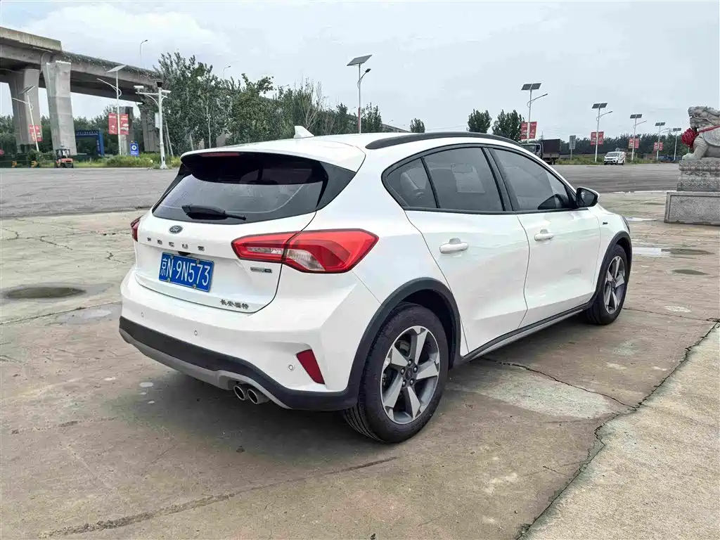 Ford Focus Active 2020 2020 EcoBoost 180 Auto Trendy Edition