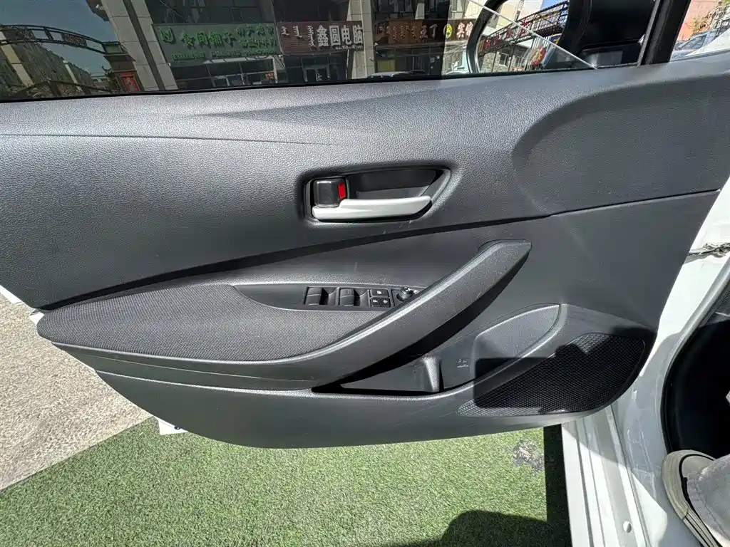 Toyota Levin 2022 TNGA 1.5L CVT Leading Edition фото 16