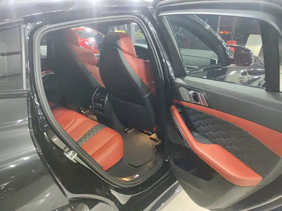 BMW X6 M 2022 2022 X6 M