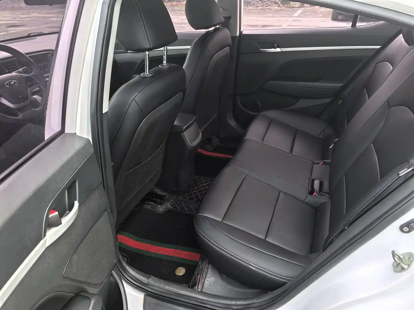 Hyundai Elantra 2016 Model 1.6L Automatic Smart Elite фото 10