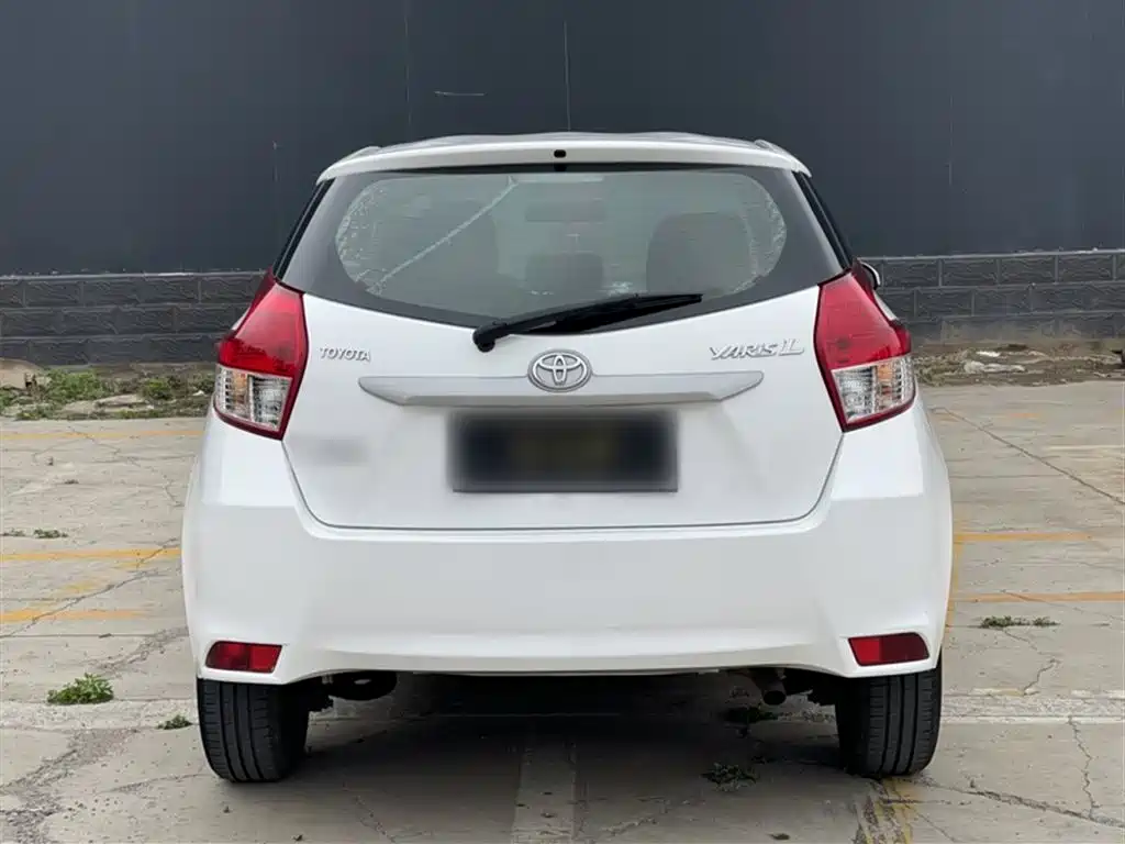 Toyota YARiS L Zhi Xuan 2015 1.5E Auto Charming Edition фото 23