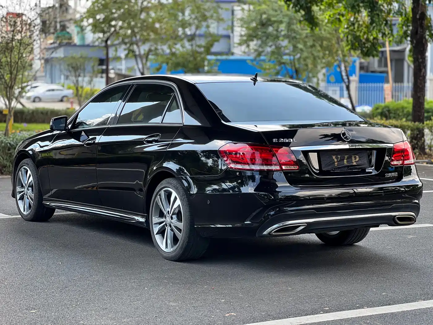 Mercedes-Benz E-Class 2015 E 260 L Sport фото 6