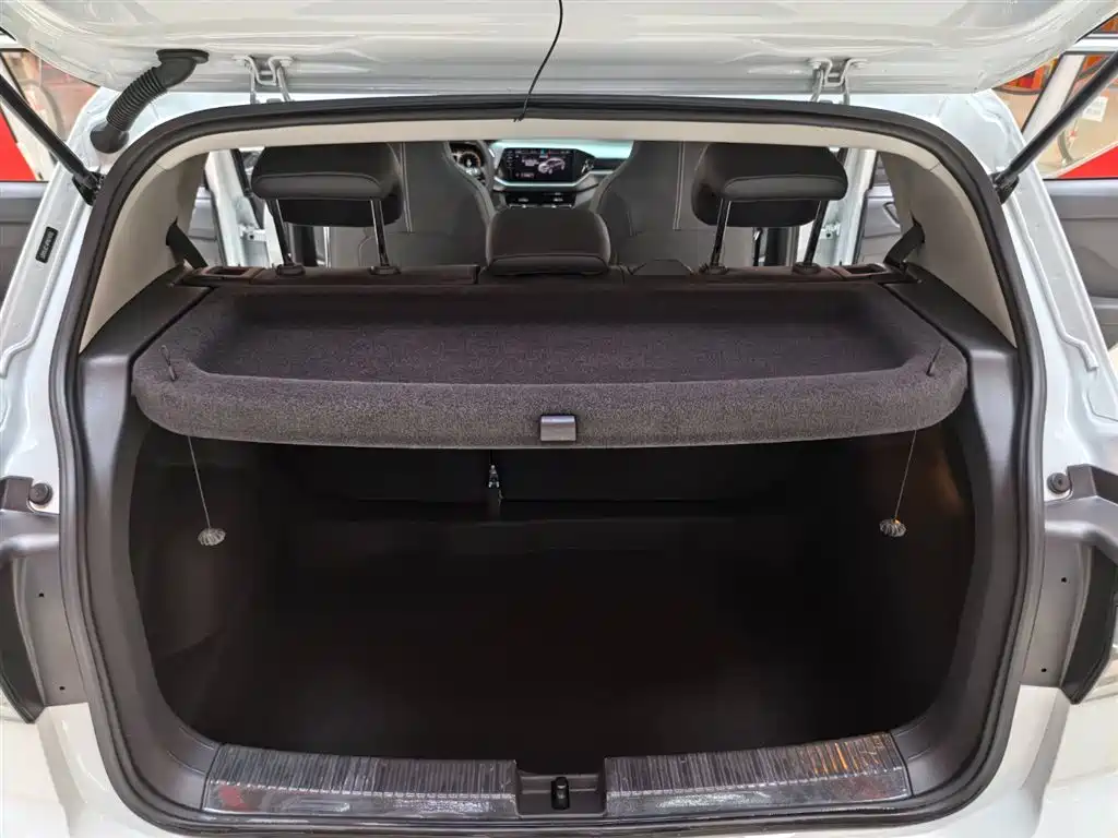 VOLKSWAGEN TU KAI