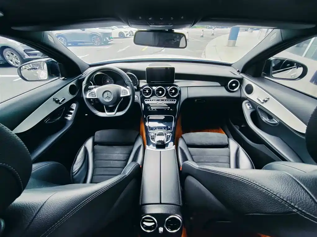 Mercedes-Benz C-Class 2017 C 200 Sport фото 17