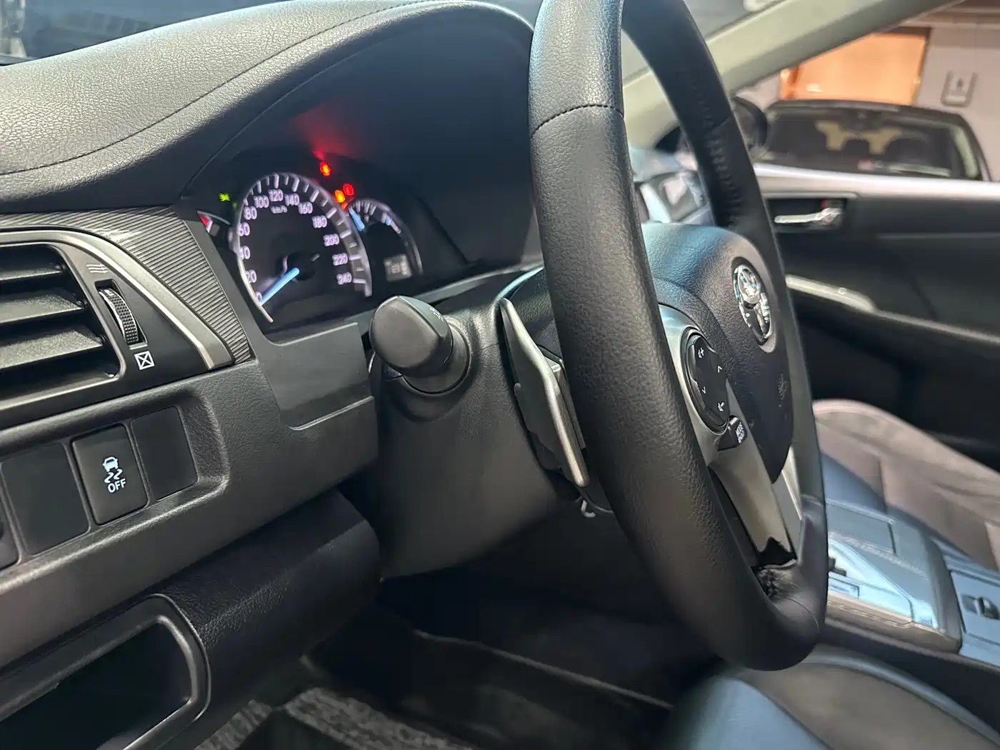 Toyota Camry 2015 Junrui 2.0S Dynamic Edition фото 11