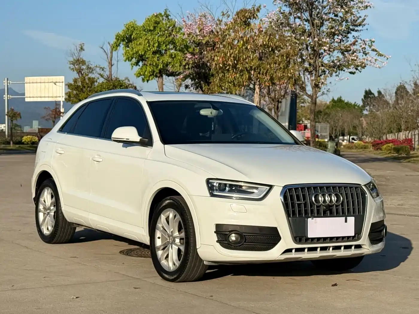Audi Q3 2016 30 TFSI Heritage Edition Smart Leader фото 3
