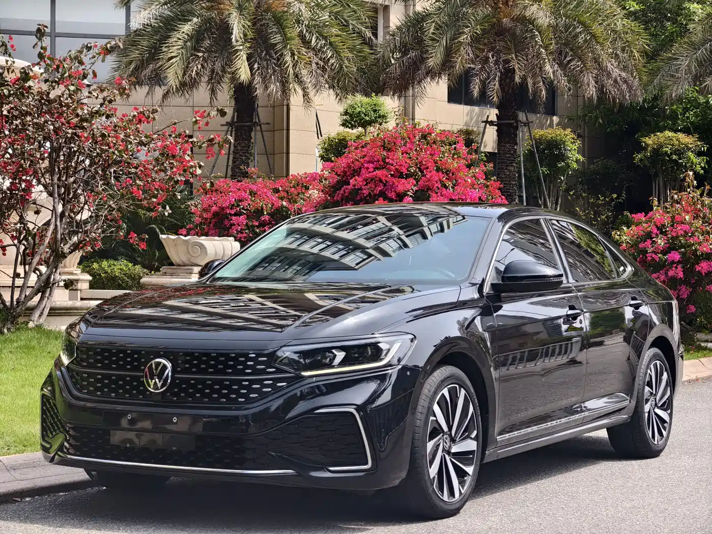 Volkswagen Passat 2022 330TSI Starlight Elite Edition