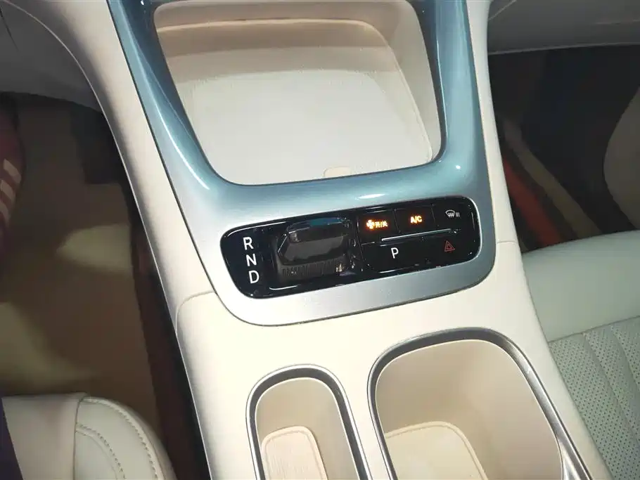 Geely Galaxy Starry Wish 2025 310km Dream Edition фото 16