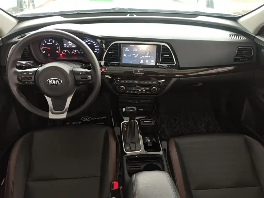 Kia Kaishen 2017 1.8L Automatic GLS фото 10