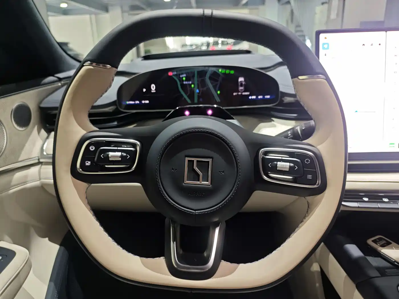 ZEEKR EXTREME KRYPTON 001