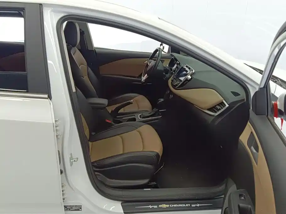 Chevrolet Monza 2022 320 Automatic Enjoyment Edition фото 8