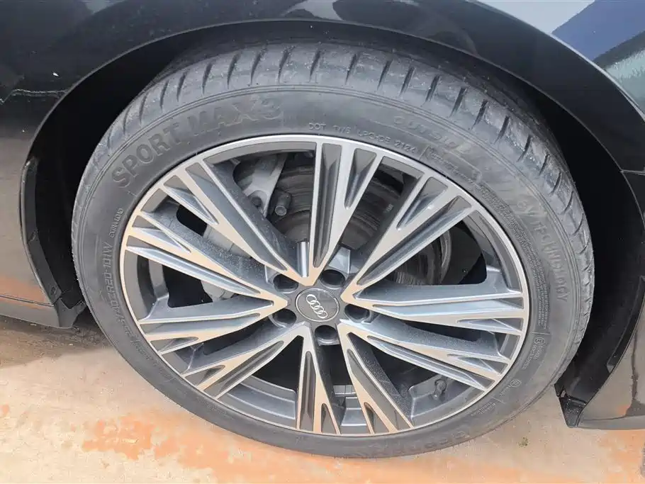 Audi A6L 2021 45 TFSI Exclusive Sport фото 6