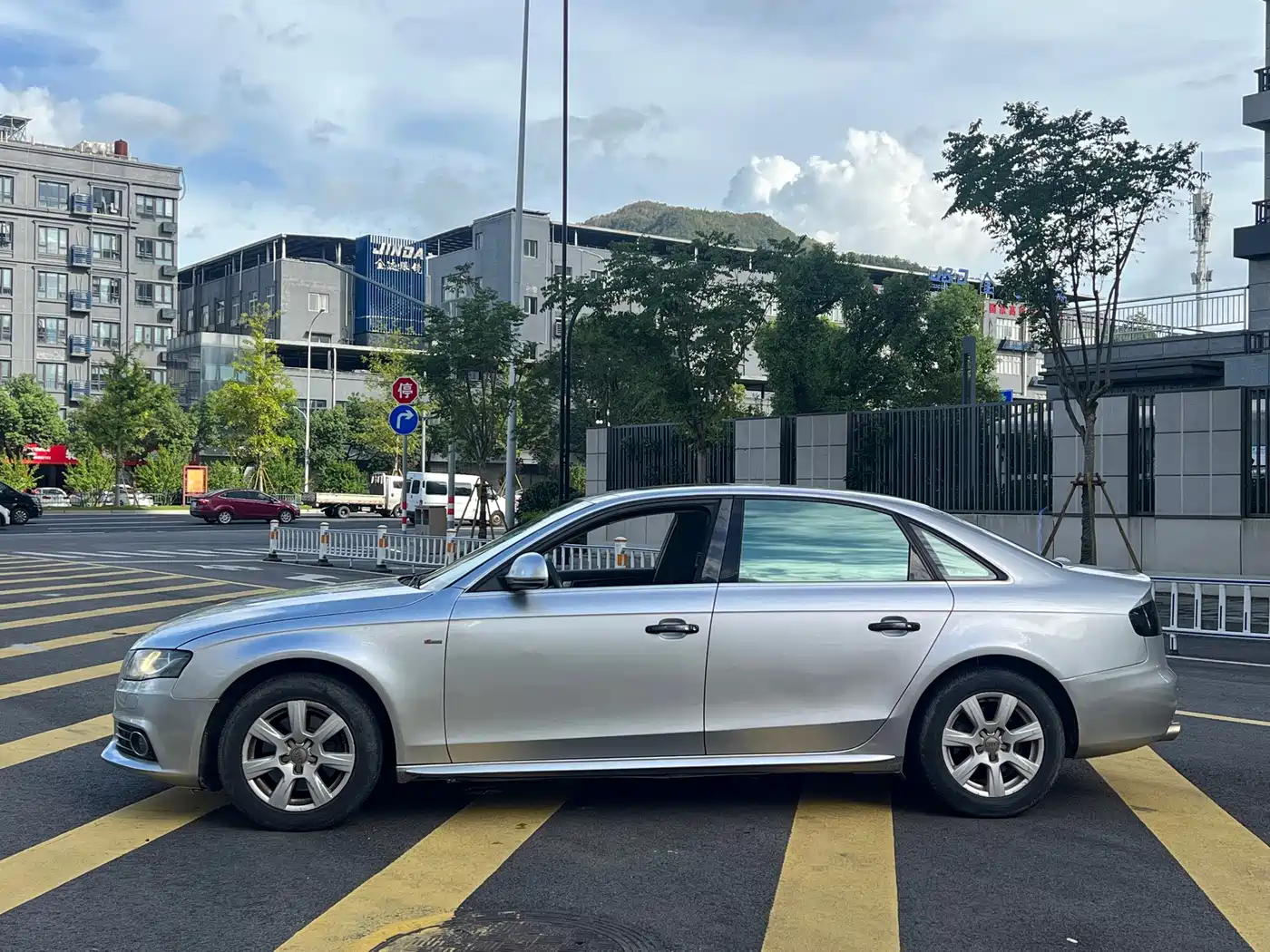 Audi A4L 2009 2009 2.0 TFSI Luxury